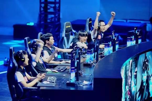 CSGO世界排名更新：C9挤进前五